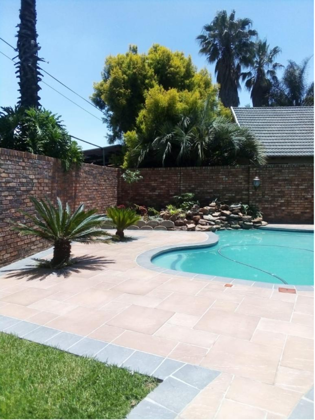 outdoor tiling JHB, Tiling installers JHB, Paving installers JHB,139 (1)